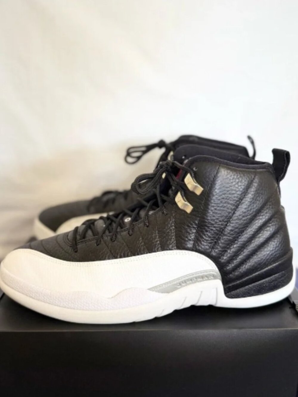 Nike Air Jordan 12 Retro Mid Playoff Men's  2022 BlackWhite